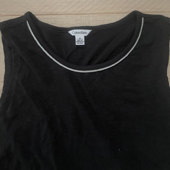 Calvin Klein Black Top - Picture 2 of 2